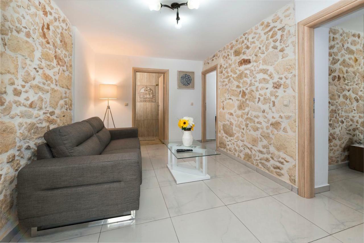 Wave Apartment Chania (Crete)